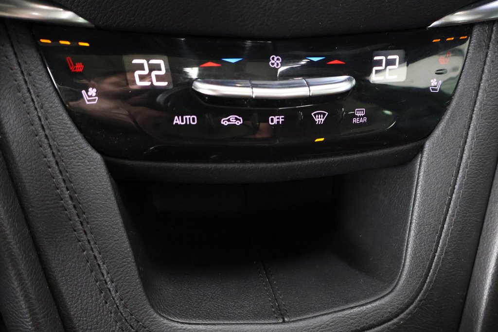 Cadillac XT5 AWD PREMIUM LUXURY CUIR TOIT CLIENT MAISON 2022 à Montréal, Québec - 17 - w1024h768px