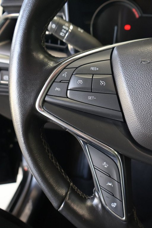 2022 Cadillac XT5 in Montreal, Quebec - 11 - w1024h768px