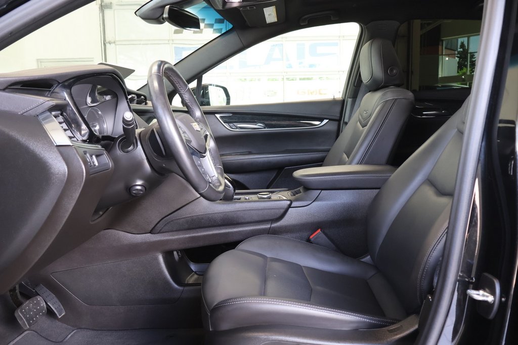 Cadillac XT5  2022 à Montréal, Québec - 2 - w1024h768px