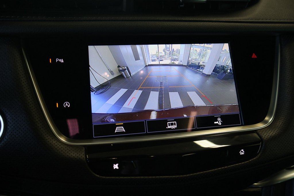 2023 Cadillac XT5 in Montreal, Quebec - 15 - w1024h768px