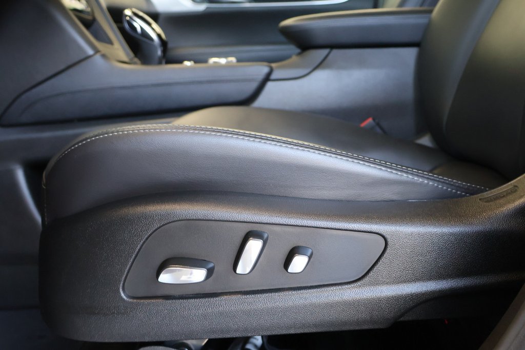 2023 Cadillac XT5 in Montreal, Quebec - 7 - w1024h768px