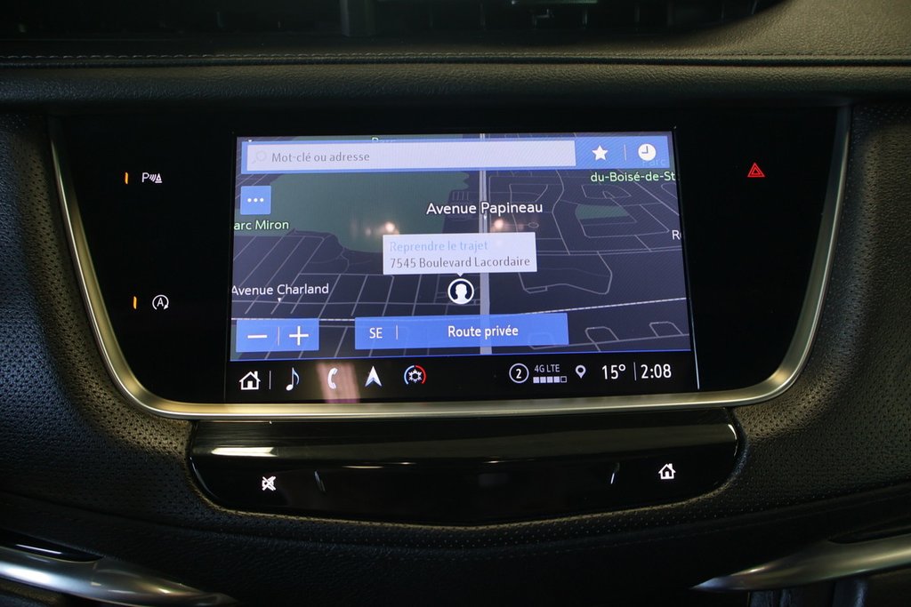 2023 Cadillac XT5 in Montreal, Quebec - 17 - w1024h768px