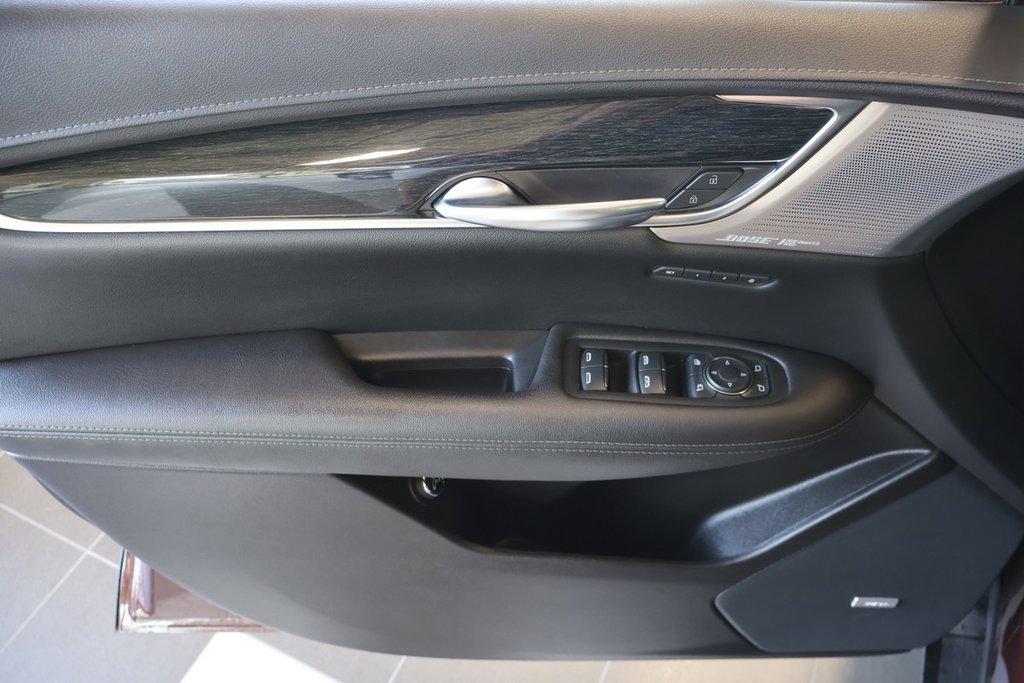 2023 Cadillac XT5 in Montreal, Quebec - 20 - w1024h768px