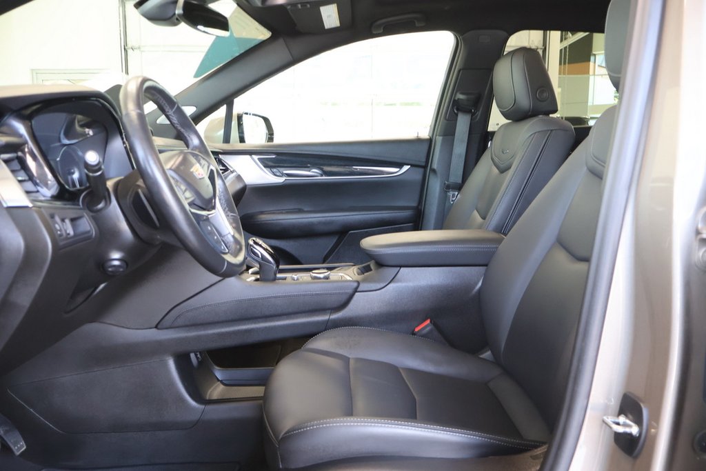 Cadillac XT5  2023 à Montréal, Québec - 2 - w1024h768px