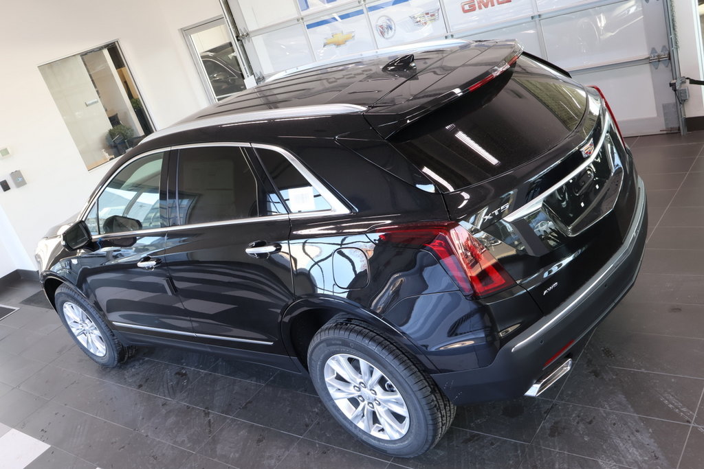 2024  XT5 Luxury in Montreal, Quebec - 16 - w1024h768px