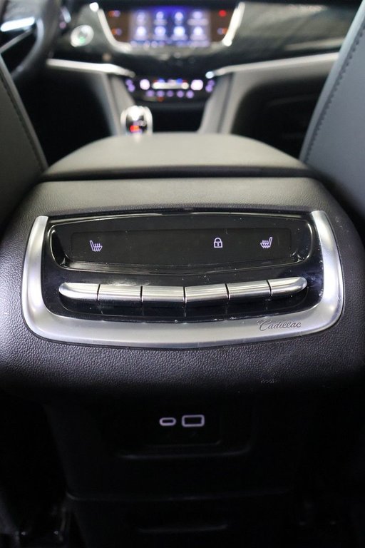2022 Cadillac XT6 in Montreal, Quebec - 23 - w1024h768px
