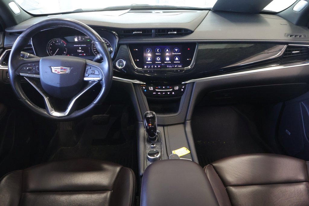 2022 Cadillac XT6 in Montreal, Quebec - 3 - w1024h768px