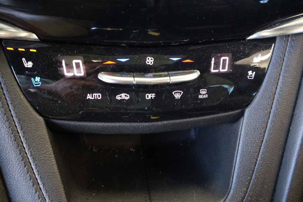 2022 Cadillac XT6 in Montreal, Quebec - 19 - w1024h768px