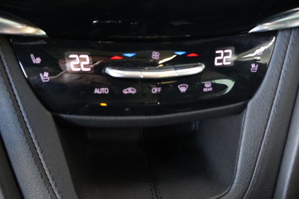 Cadillac XT6  2023 à Montréal, Québec - 19 - w1024h768px