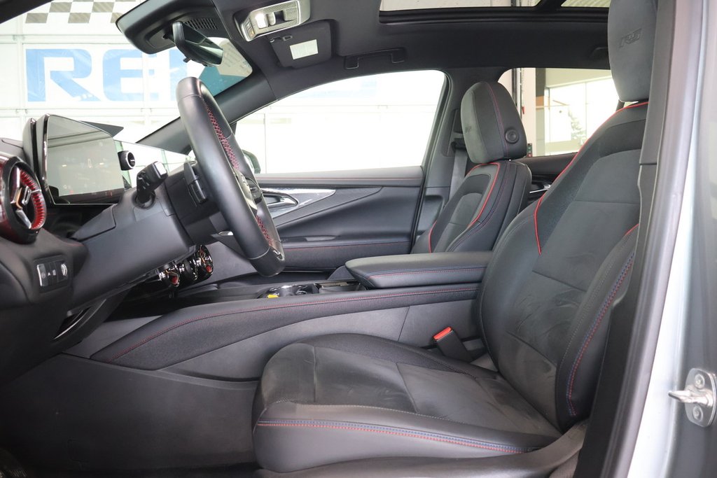 Chevrolet Blazer EV  2025 à Montréal, Québec - 2 - w1024h768px