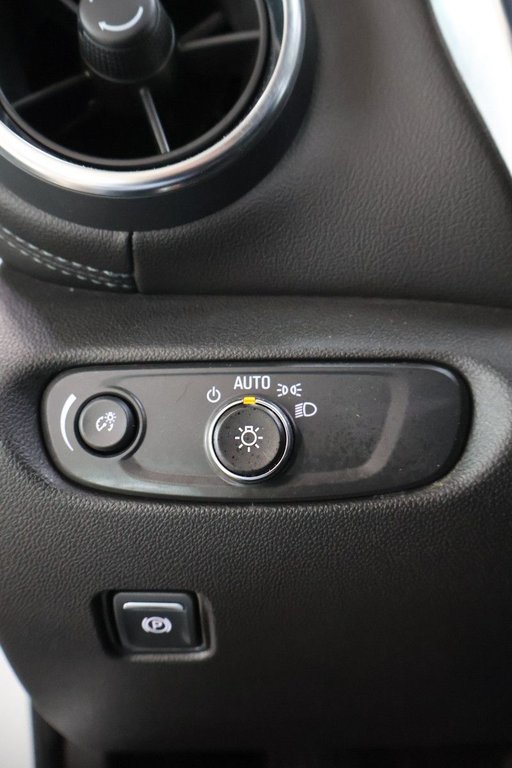 Chevrolet Blazer  2021 à Montréal, Québec - 18 - w1024h768px