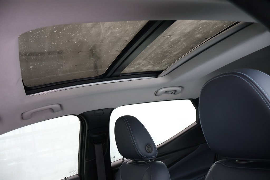 Chevrolet Bolt EUV  2023 à Montréal, Québec - 6 - w1024h768px