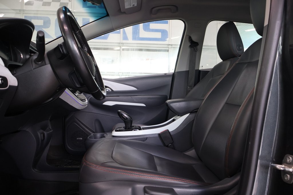 Chevrolet Bolt EV  2021 à Montréal, Québec - 2 - w1024h768px