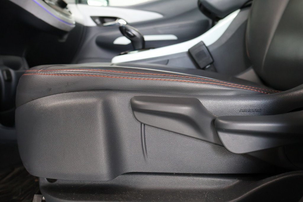 Chevrolet Bolt EV  2021 à Montréal, Québec - 6 - w1024h768px