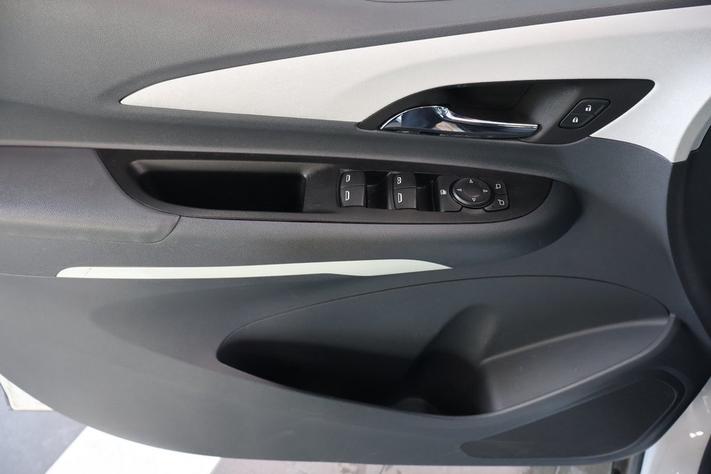 Chevrolet Bolt EV  2021 à Montréal, Québec - 18 - w1024h768px