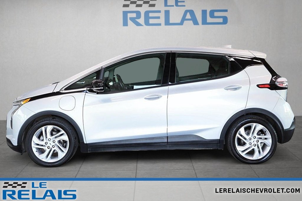 2022 Chevrolet Bolt EV in Montreal, Quebec - 3 - w1024h768px