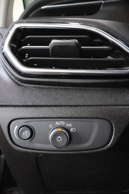 Chevrolet Bolt EV  2023 à Montréal, Québec - 17 - w1024h768px