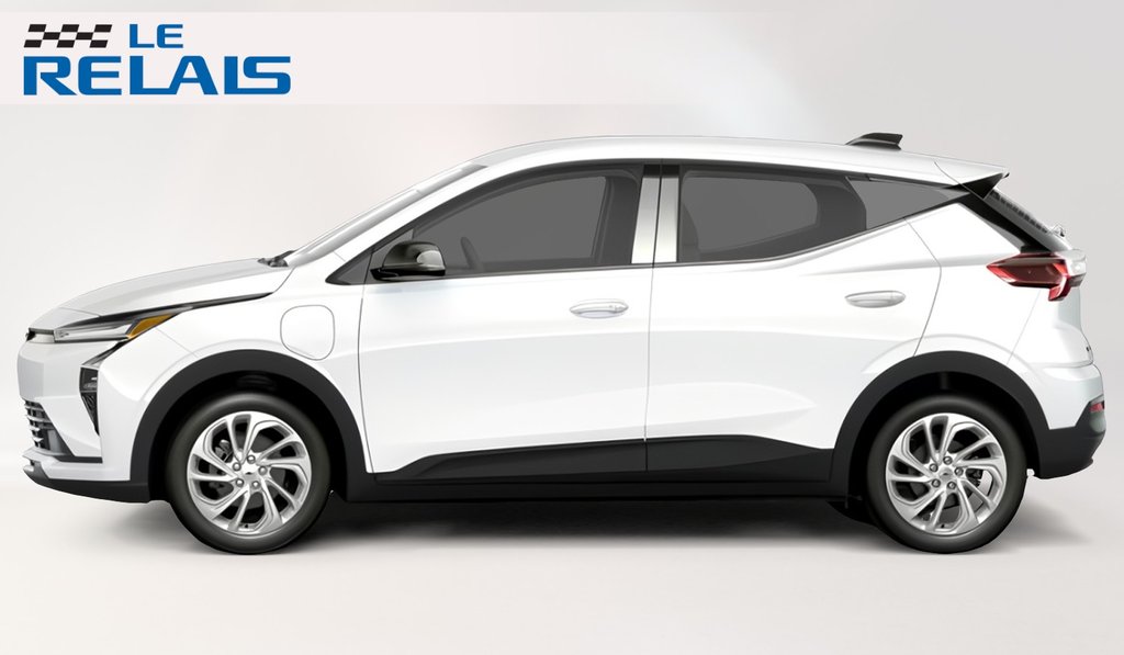 2027 Chevrolet Bolt in Montreal, Quebec - 2 - w1024h768px