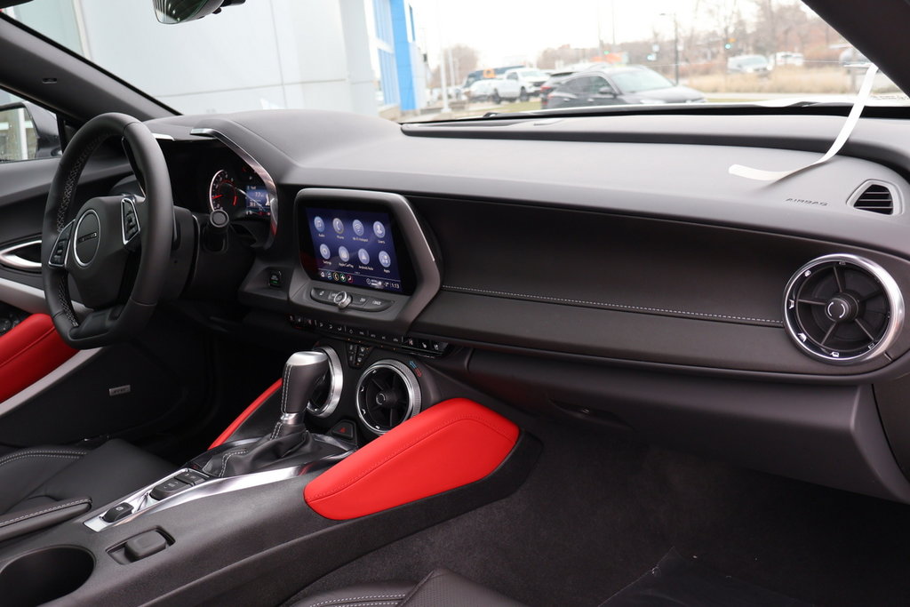 2024 Chevrolet Camaro in Montreal, Quebec - 11 - w1024h768px