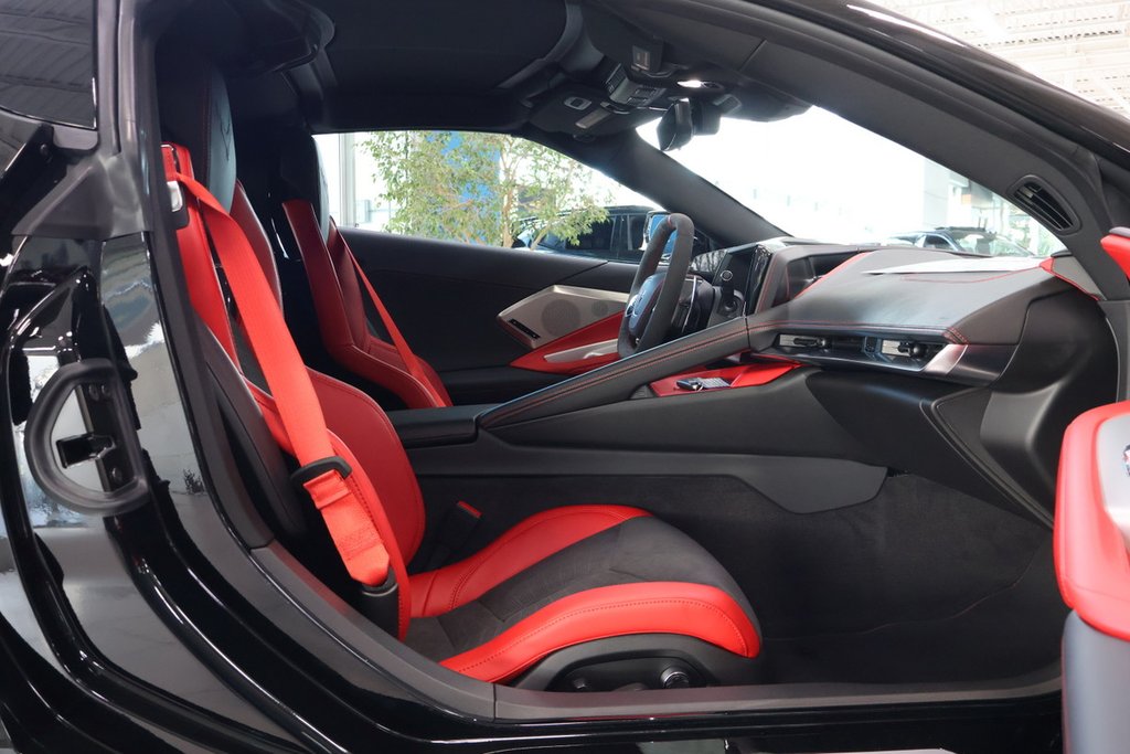 Chevrolet Corvette  2026 à Montréal, Québec - 7 - w1024h768px