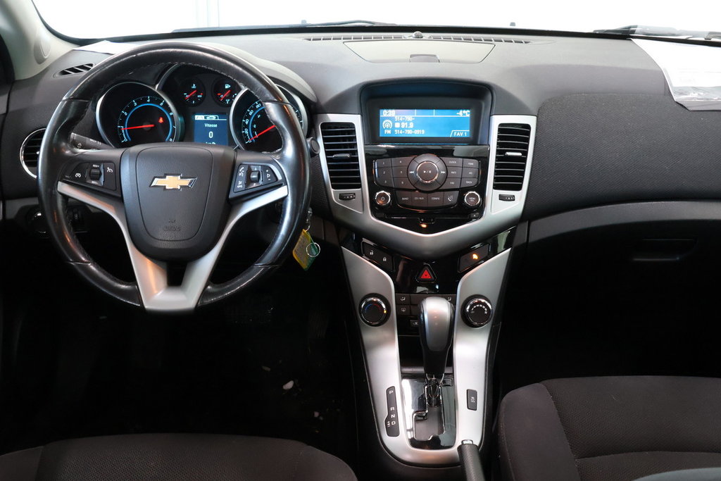 2014 Chevrolet Cruze in Montreal, Quebec - 3 - w1024h768px