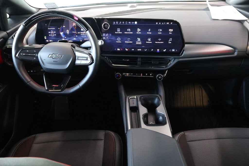 Chevrolet Equinox EV  2024 à Montréal, Québec - 3 - w1024h768px