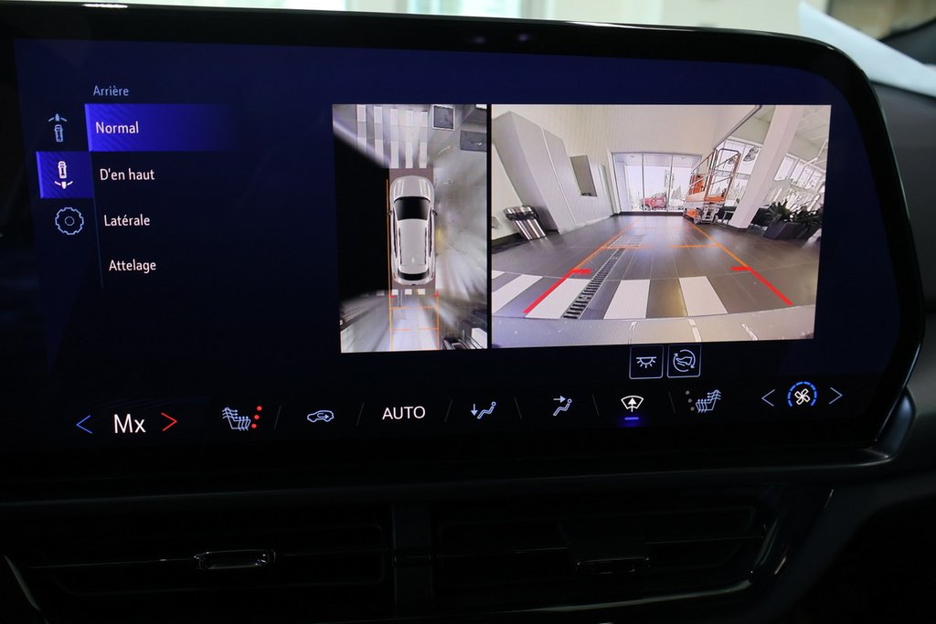 Chevrolet Equinox EV  2024 à Montréal, Québec - 14 - w1024h768px