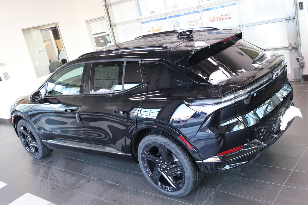 Chevrolet Equinox EV  2025 à Montréal, Québec - 18 - w1024h768px