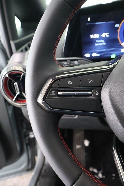 2025 Chevrolet Equinox EV in Montreal, Quebec - 11 - w1024h768px