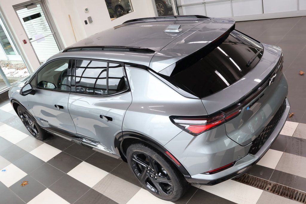 2025 Chevrolet Equinox EV RS AWD in Montreal, Quebec - 20 - w1024h768px