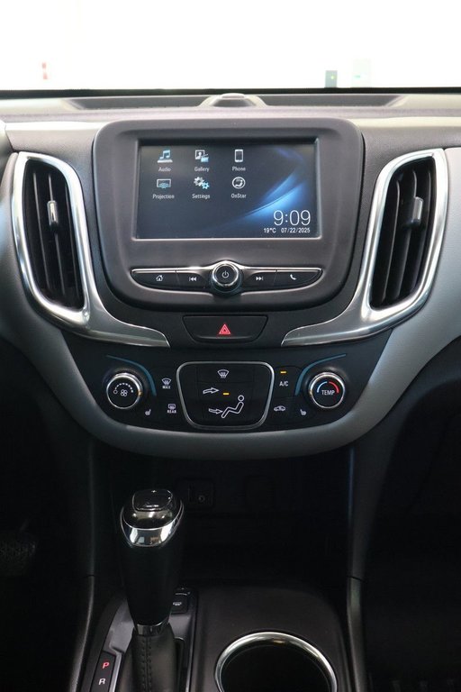 Chevrolet Equinox  2018 à Montréal, Québec - 5 - w1024h768px