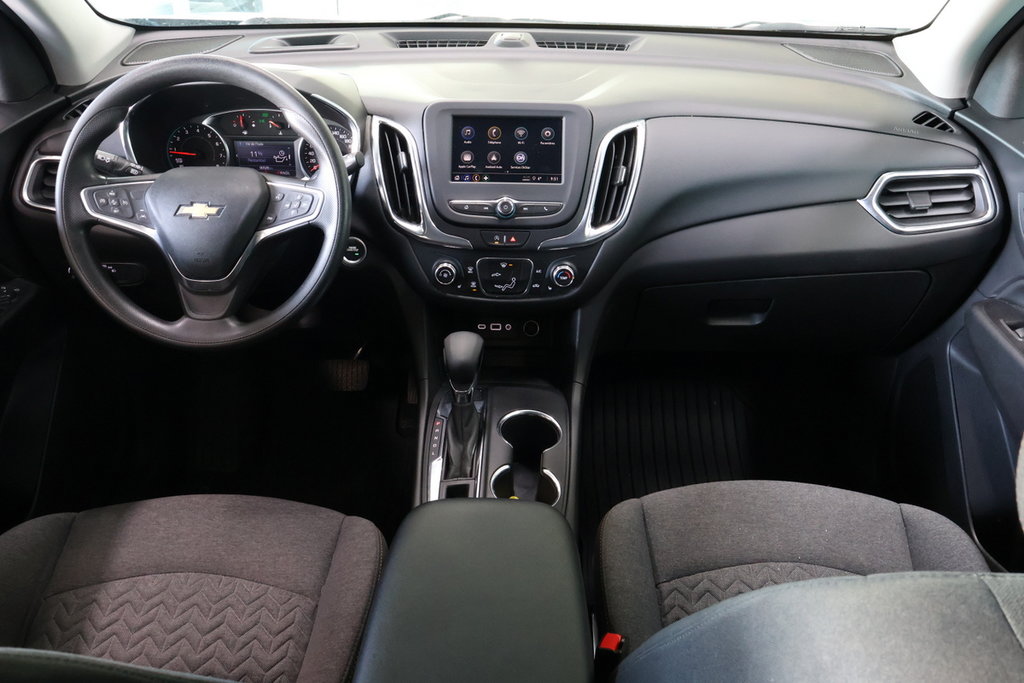 Chevrolet Equinox  2022 à Montréal, Québec - 3 - w1024h768px