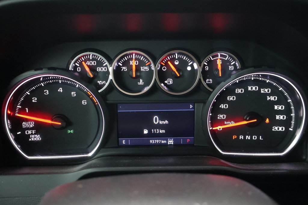 Chevrolet Silverado 1500  2021 à Montréal, Québec - 4 - w1024h768px