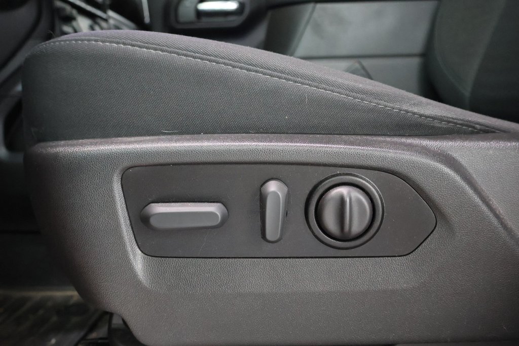 Chevrolet Silverado 1500  2021 à Montréal, Québec - 6 - w1024h768px