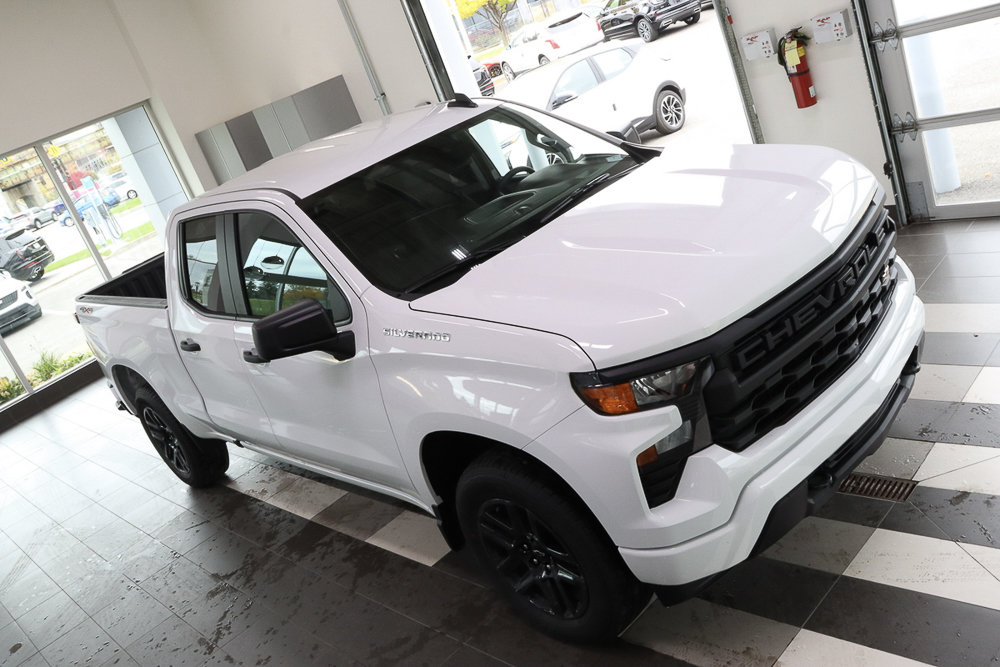 2024 Chevrolet Silverado 1500 in Montreal, Quebec - 8 - w1024h768px