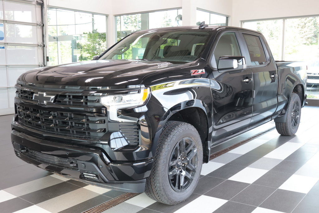 Chevrolet Silverado 1500  2024 à Montréal, Québec - 1 - w1024h768px