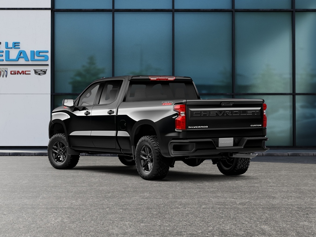 2026 Chevrolet Silverado 1500 in Montreal, Quebec - 2 - w1024h768px