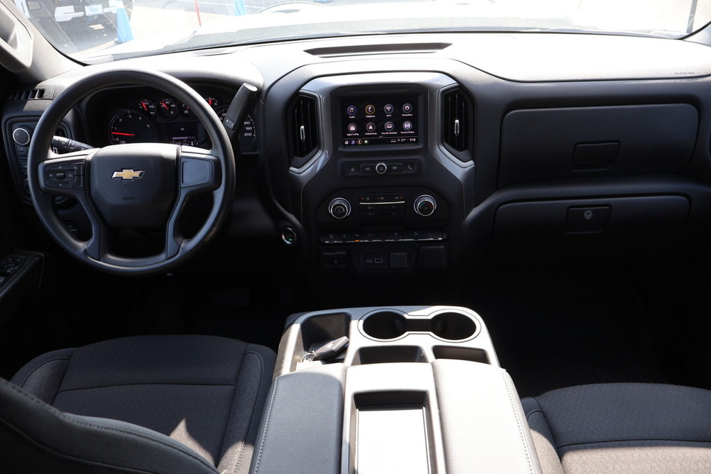 Chevrolet SILVERADO 2500 HD  2025 à Montréal, Québec - 3 - w1024h768px
