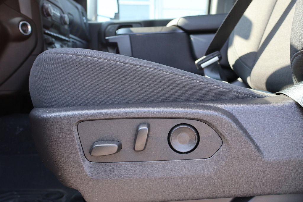 Chevrolet SILVERADO 2500 HD  2025 à Montréal, Québec - 6 - w1024h768px