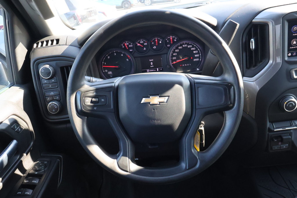 Chevrolet Silverado 3500HD Work Truck DOUBLE ROUE CERTIFIÉ INSPECTÉ DIESEL 2022 à Montréal, Québec - 9 - w1024h768px