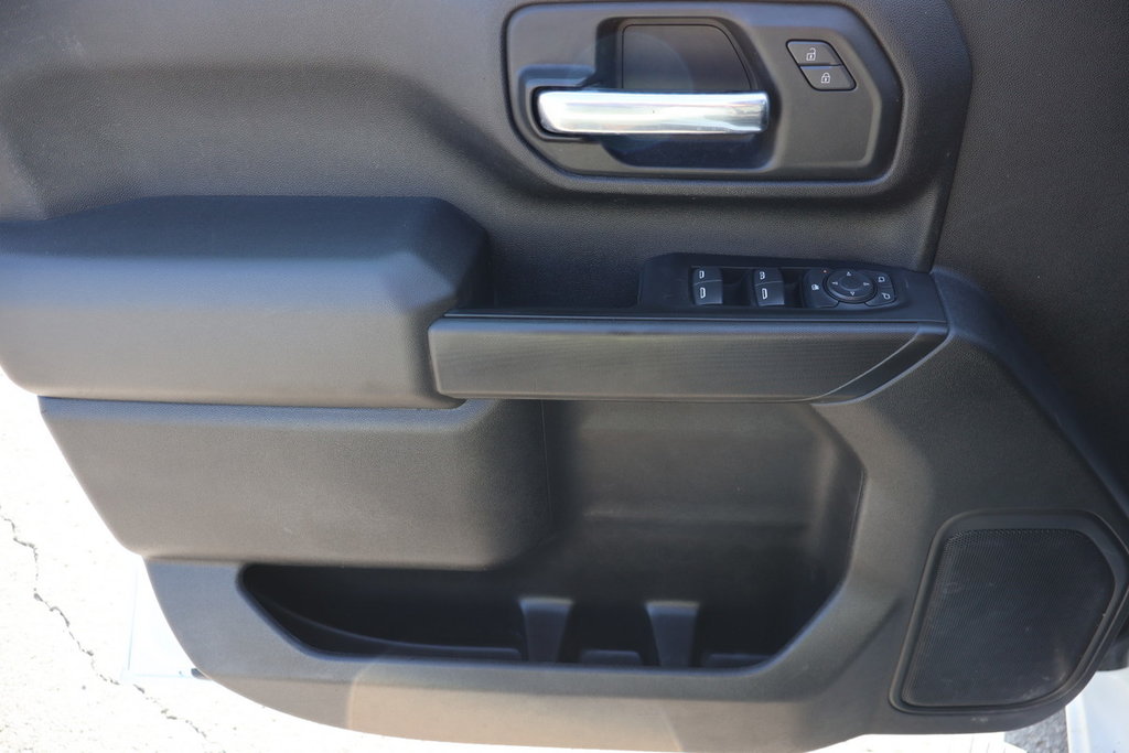 Chevrolet Silverado 3500HD Work Truck DOUBLE ROUE CERTIFIÉ INSPECTÉ DIESEL 2022 à Montréal, Québec - 15 - w1024h768px