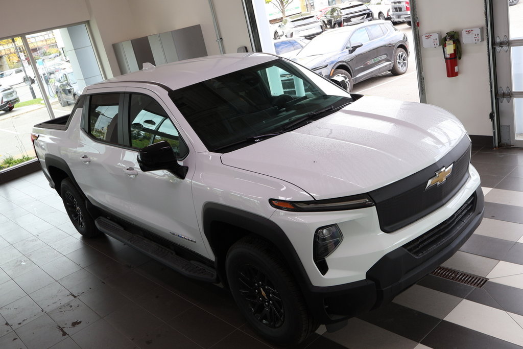 2024 Chevrolet Silverado EV in Montreal, Quebec - 8 - w1024h768px