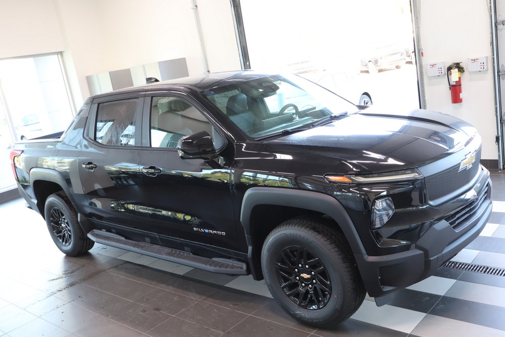 Chevrolet Silverado EV  2024 à Montréal, Québec - 8 - w1024h768px