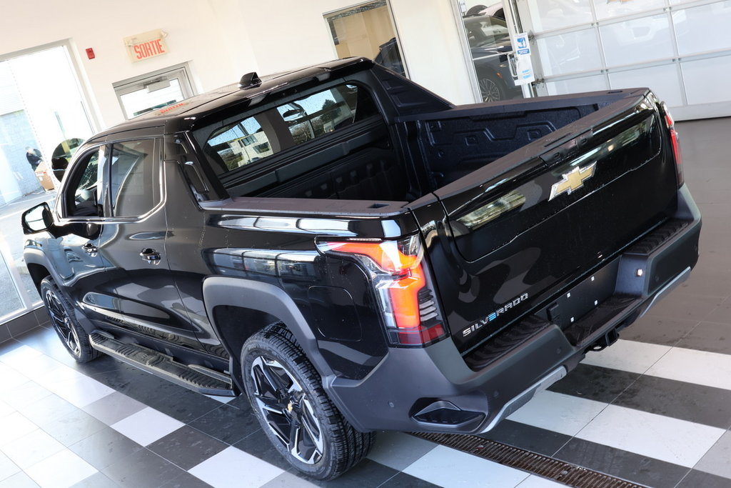 Chevrolet Silverado EV  2025 à Montréal, Québec - 17 - w1024h768px