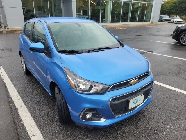 Chevrolet Spark LT 2017 à Montréal, Québec - 3 - w1024h768px