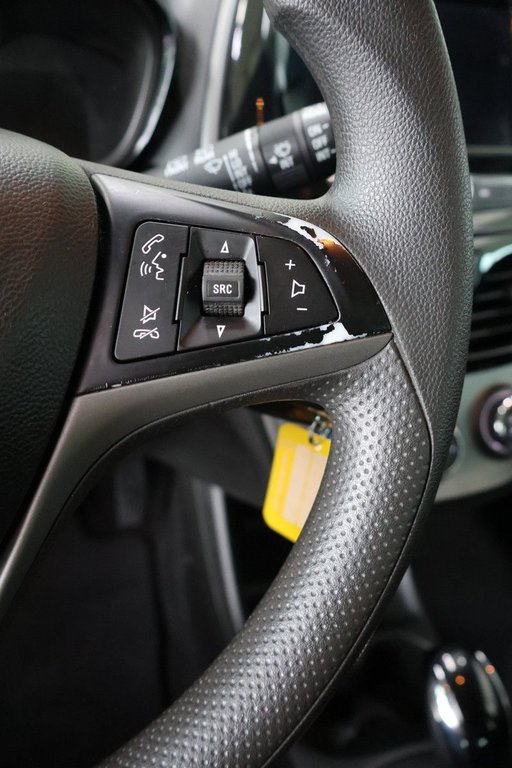 2019 Chevrolet Spark LT AUTOMATIQUE CERTIFIÉ CLIENT MAISON in Montreal, Quebec - 13 - w1024h768px