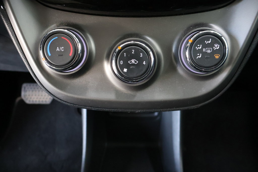 Chevrolet Spark  2022 à Montréal, Québec - 15 - w1024h768px
