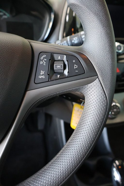 2022 Chevrolet Spark 1LT AUTOMATIQUE AIR CLIMATISÉ CERTIFIÉ in Montreal, Quebec - 13 - w1024h768px