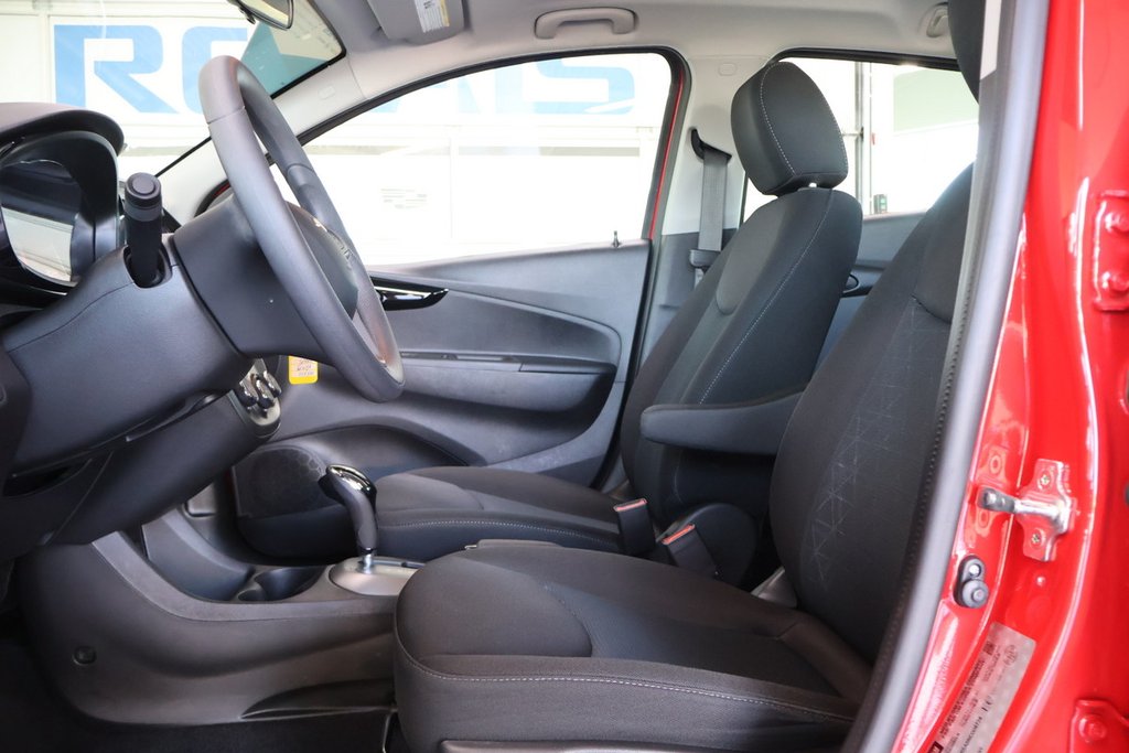 2022 Chevrolet Spark 1LT AUTOMATIQUE AIR CLIMATISÉ CERTIFIÉ in Montreal, Quebec - 2 - w1024h768px