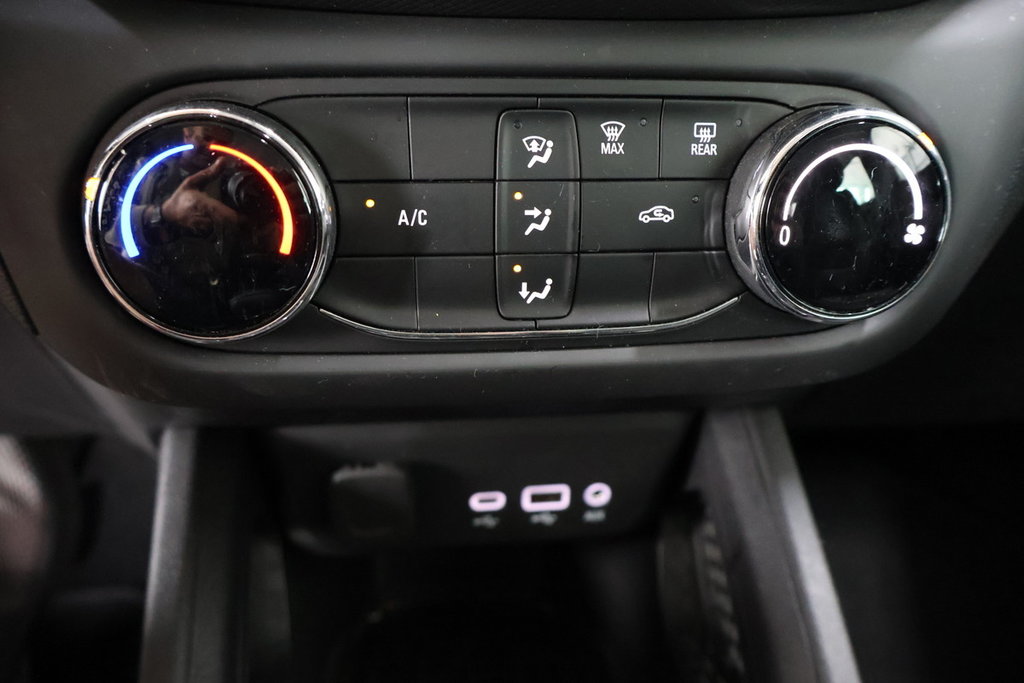 Chevrolet Trailblazer  2021 à Montréal, Québec - 14 - w1024h768px
